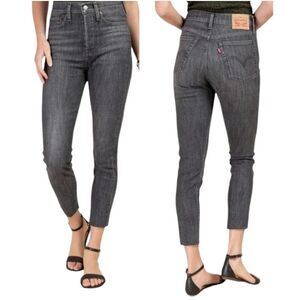 Levi’s Women 26 Wedgie Skinny Tapered Leg Jeans Stretch Raw  Ankle Gray 52305